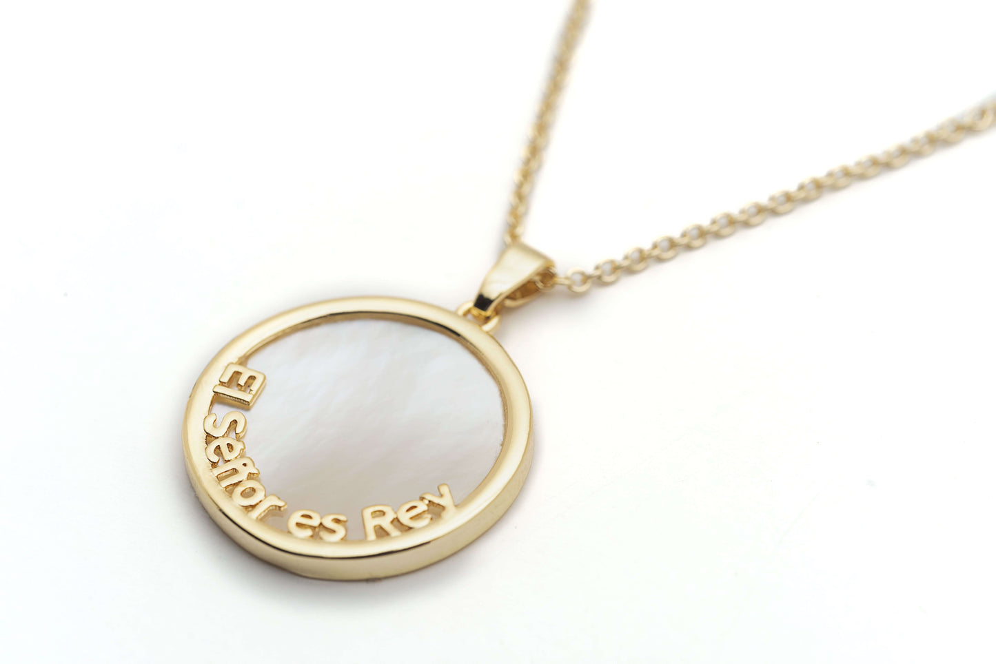"El Senor es Rey" Mother of Pearl Necklace